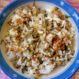 鶏ひき肉と昆布のチャーハン